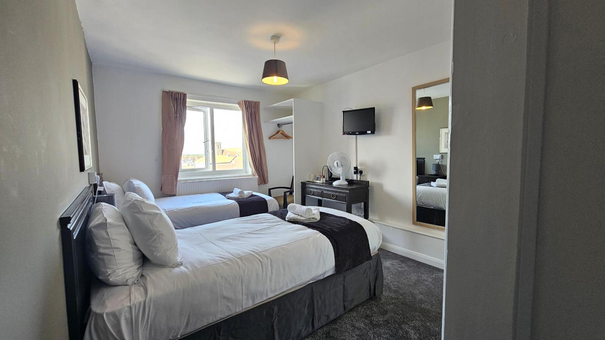 The Strand Hotel Eastbourne Dış mekan fotoğraf