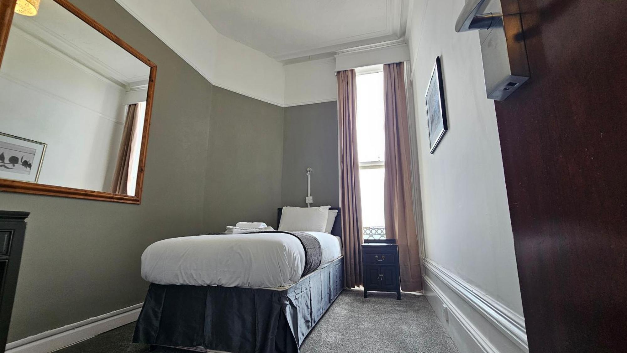 The Strand Hotel Eastbourne Dış mekan fotoğraf