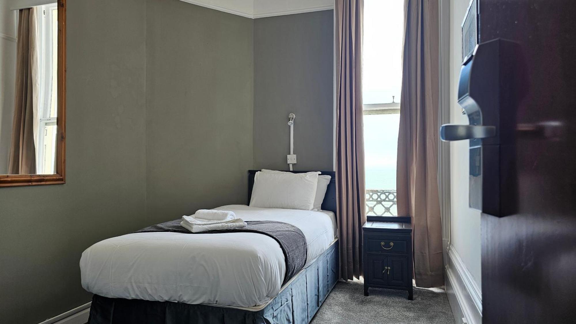 The Strand Hotel Eastbourne Dış mekan fotoğraf