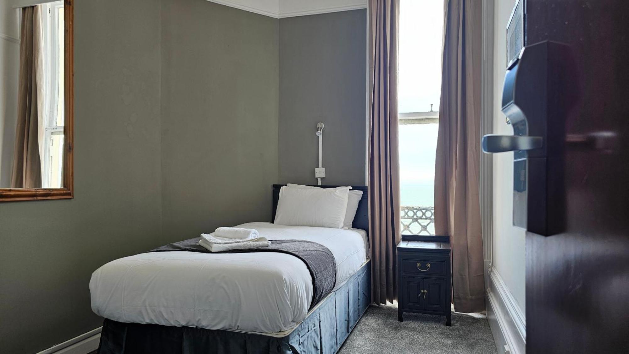 The Strand Hotel Eastbourne Dış mekan fotoğraf
