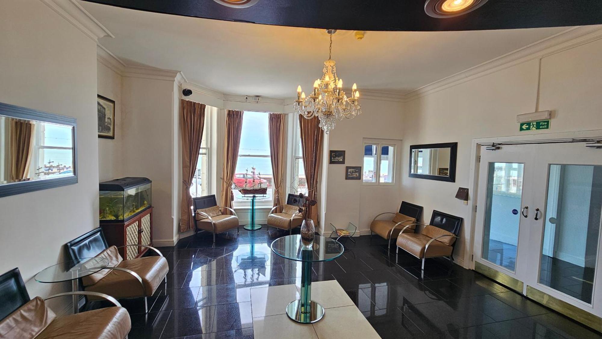 The Strand Hotel Eastbourne Dış mekan fotoğraf