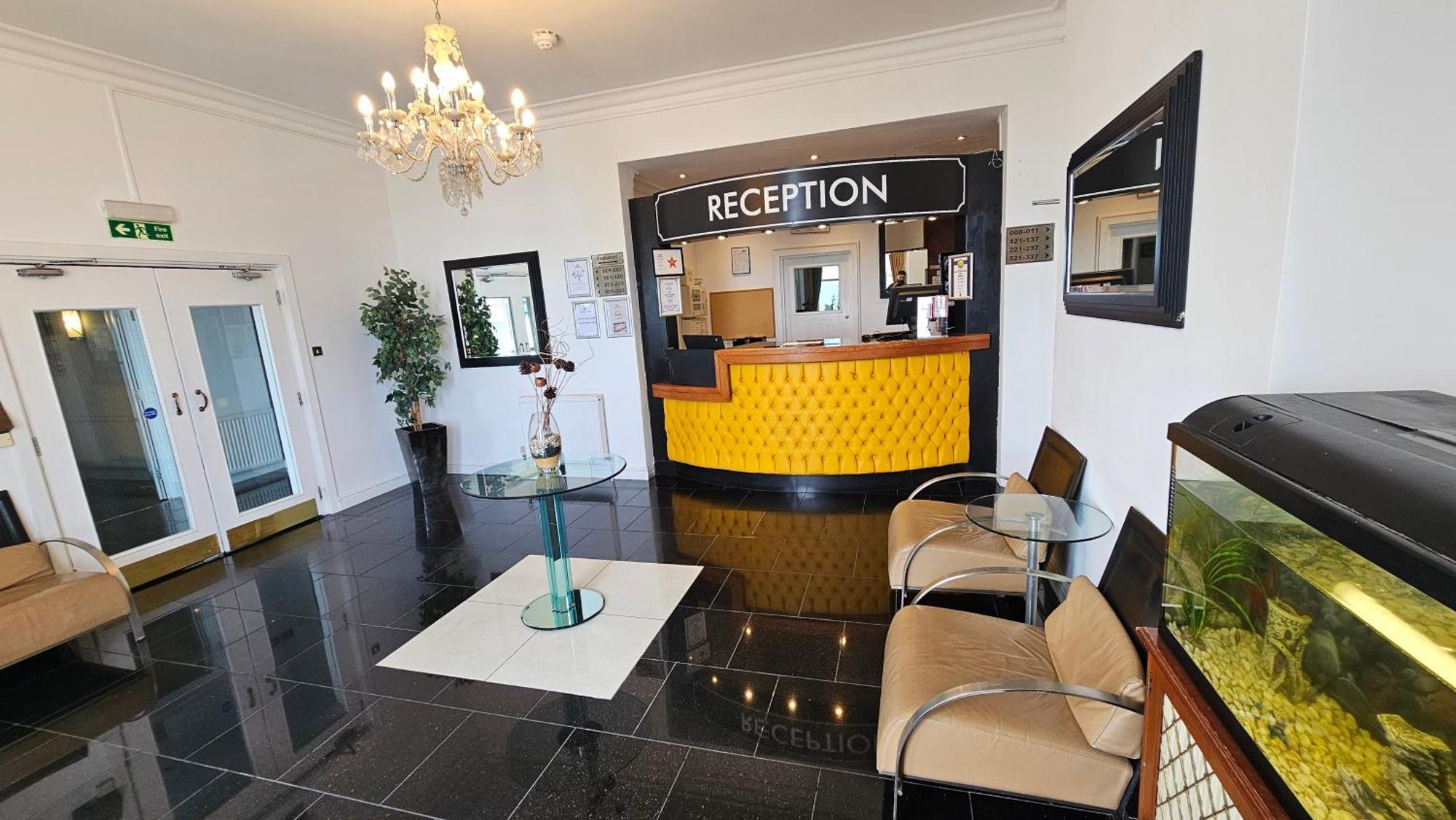 The Strand Hotel Eastbourne Dış mekan fotoğraf