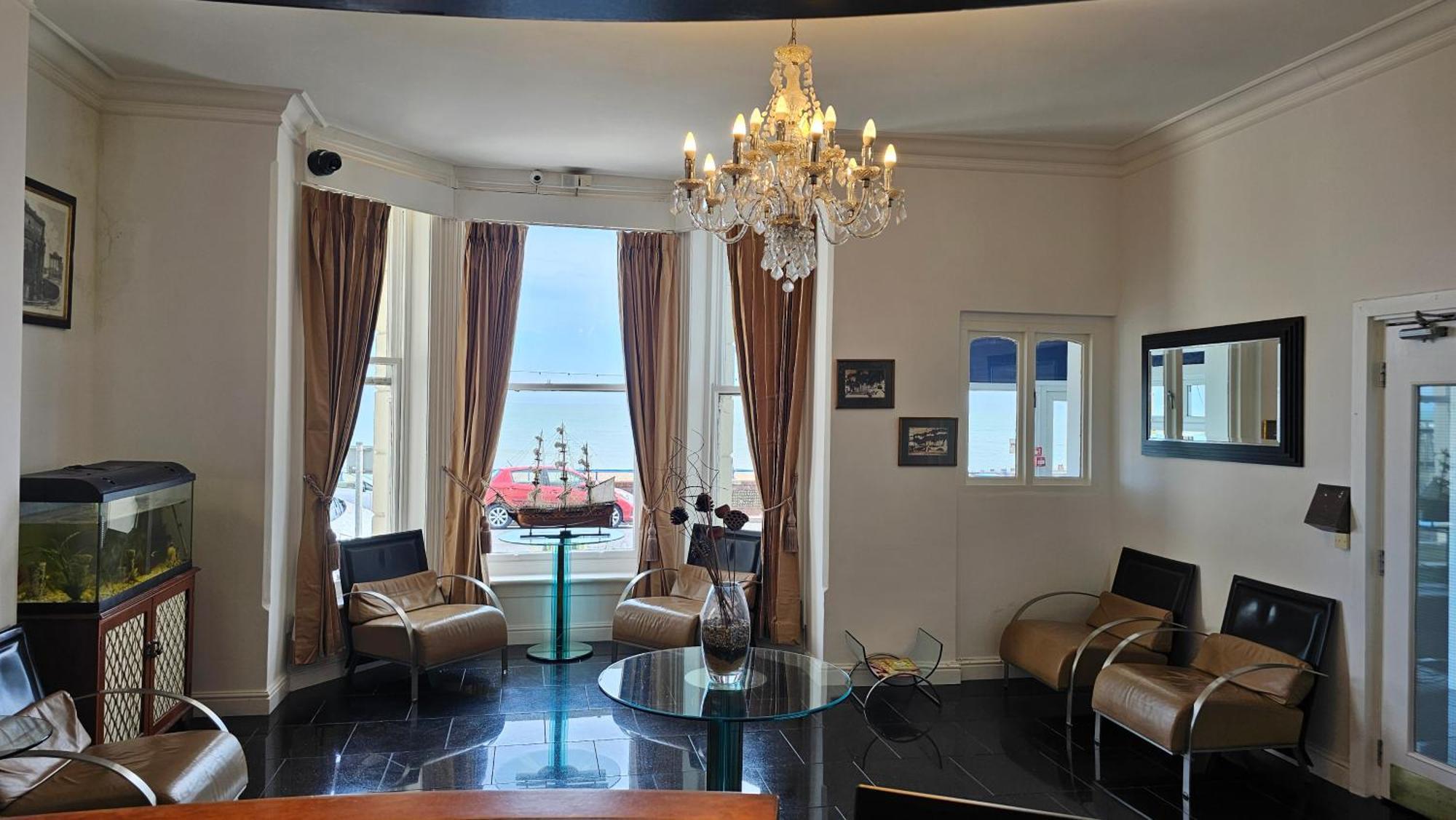 The Strand Hotel Eastbourne Dış mekan fotoğraf
