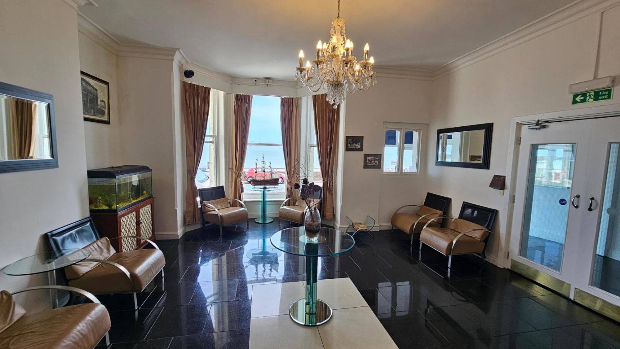 The Strand Hotel Eastbourne Dış mekan fotoğraf